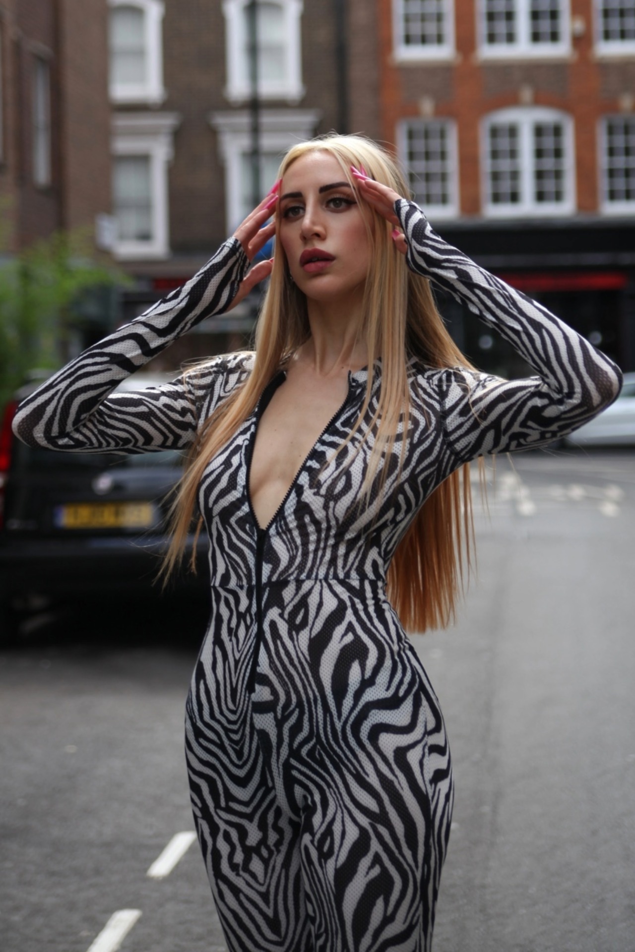 Giulia — Model & Hostess in Berlin photo 13