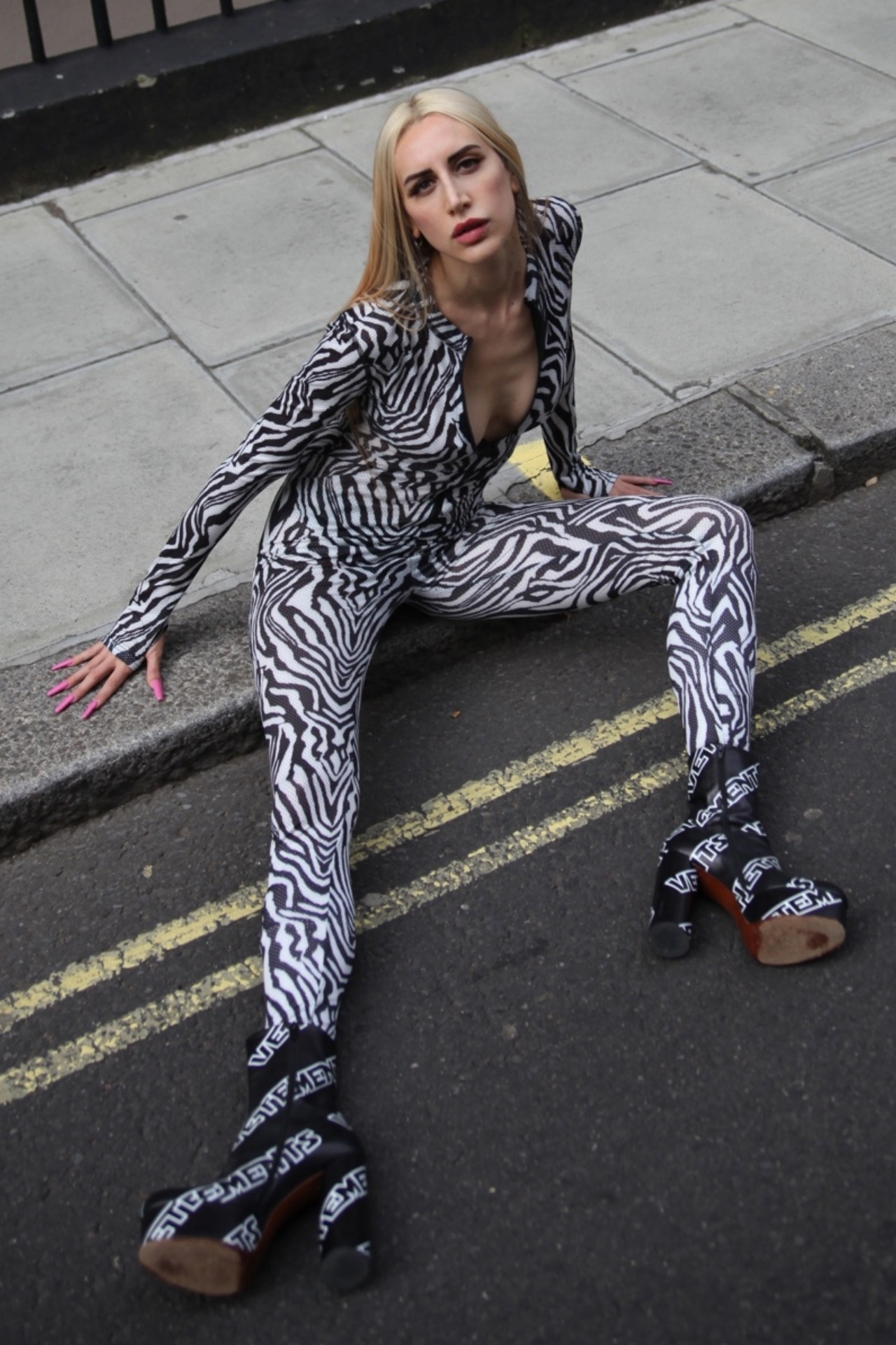 Giulia — Model & Hostess in Berlin photo 3