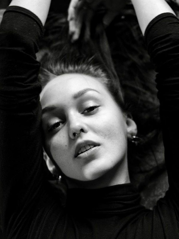 Lisa — Model & Hostess in Berlin photo 7