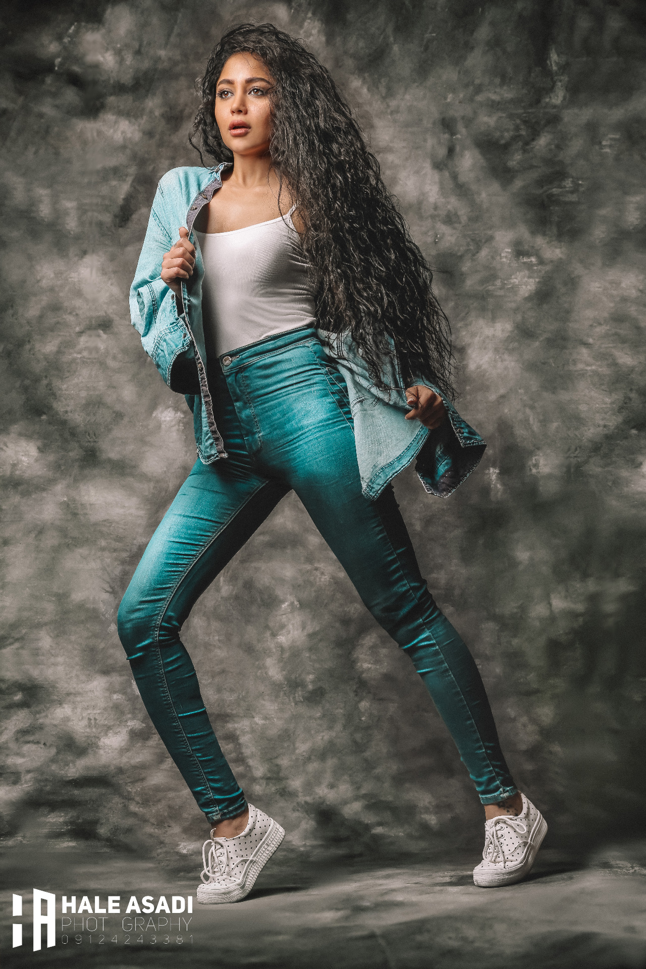Mahshid — Model & Hostess in Milano photo 12
