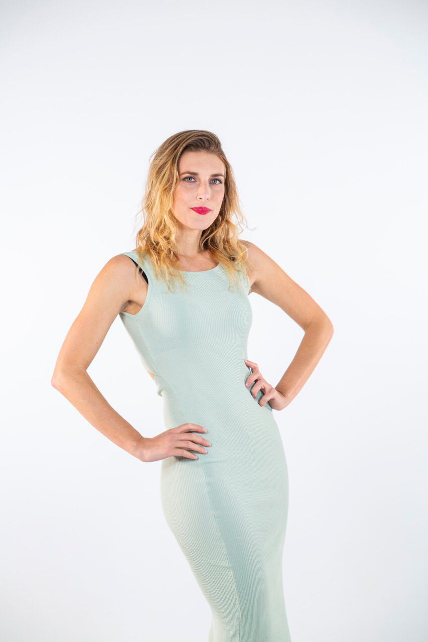 Elisabetta — Model & Hostess in Paris photo 5