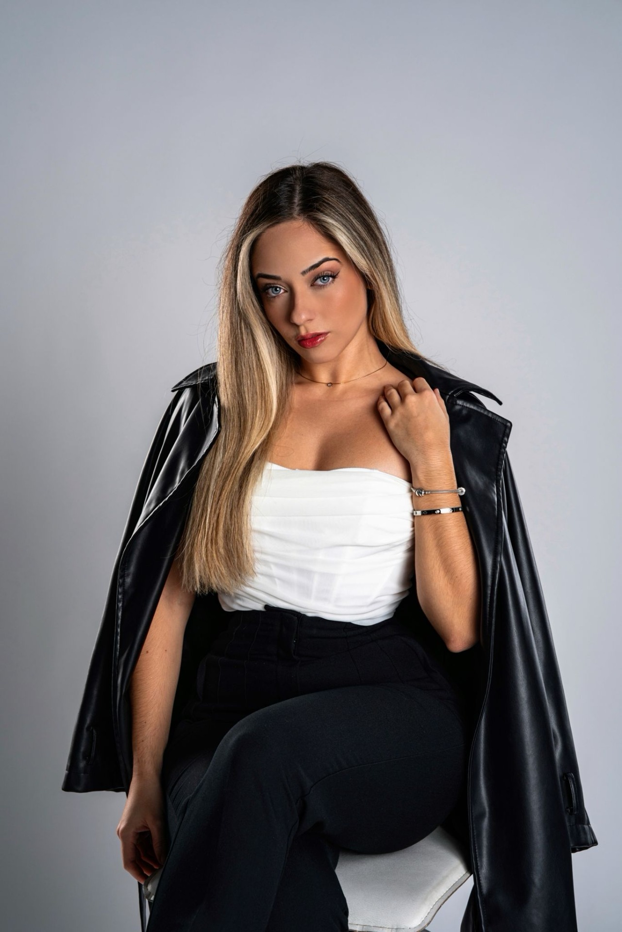 Ainara — Model & Hostess in Dubai photo 1