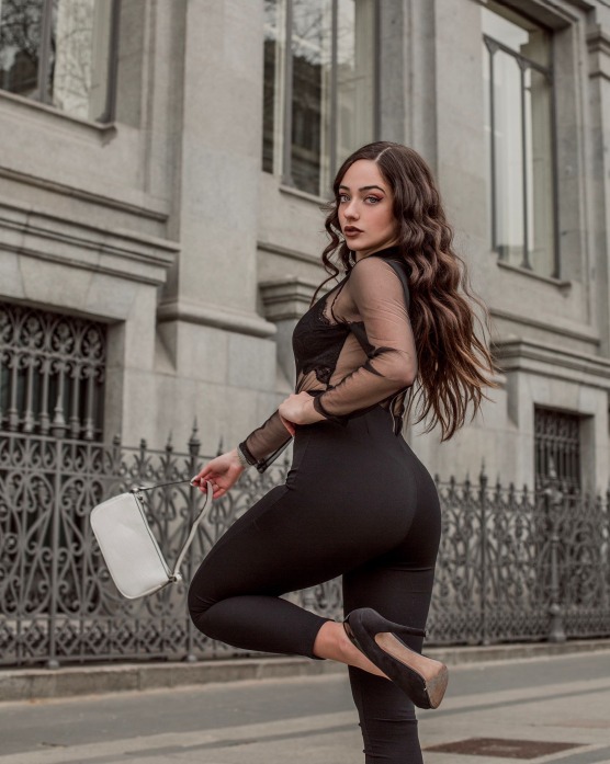 Ainara — Model & Hostess in Dubai photo 8