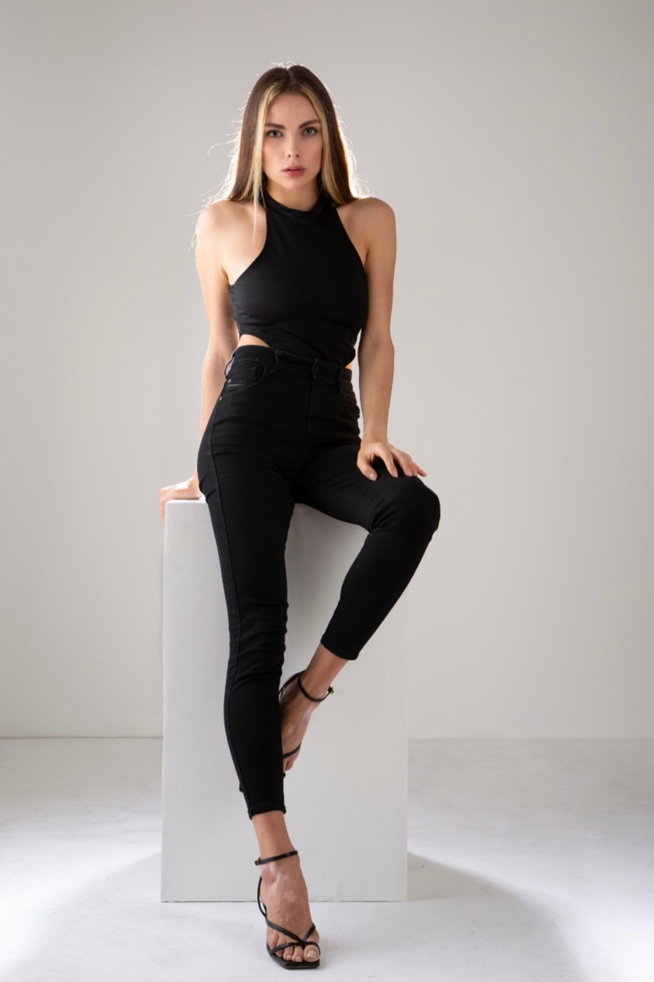 Lesia — Model & Hostess in Berlin photo 1