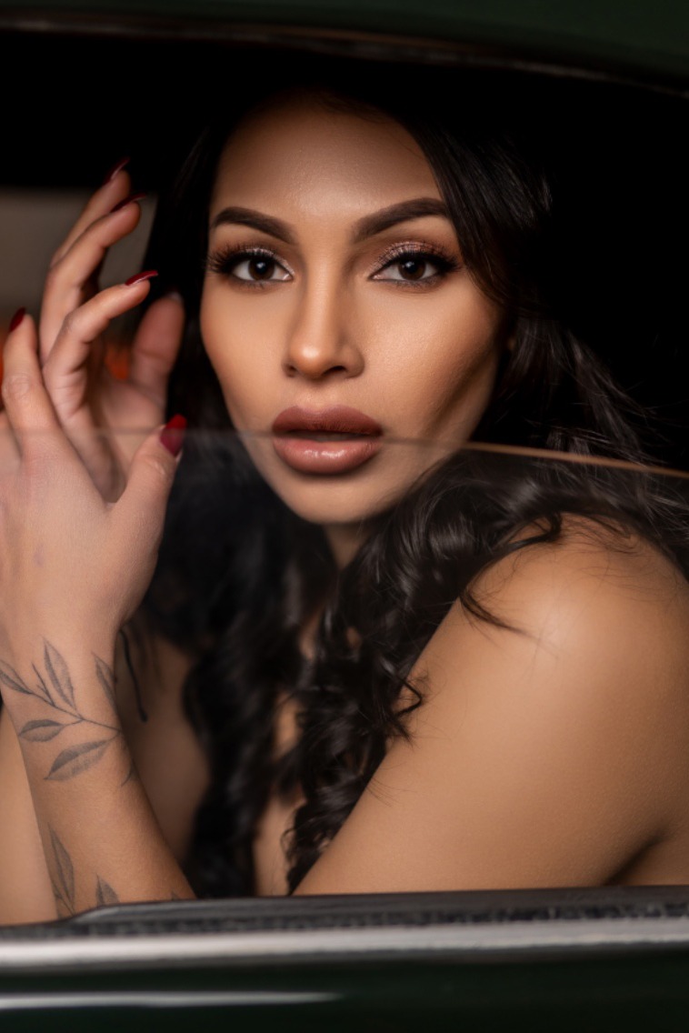 Andrea — Model & Hostess in Pero photo 9