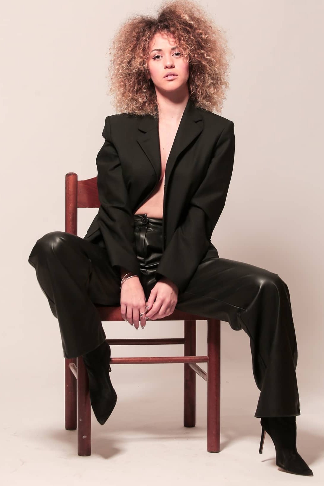 Greta — Model & Hostess in Mazzano photo 9
