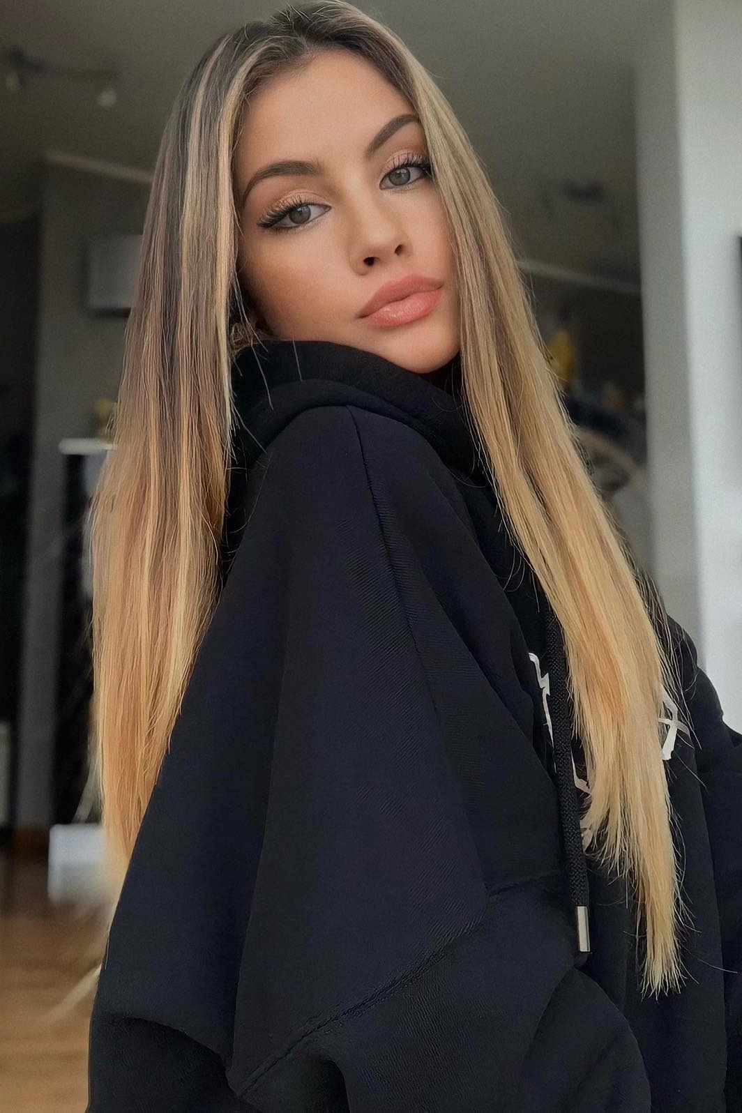 Greta — Model & Hostess in Besnate photo 13