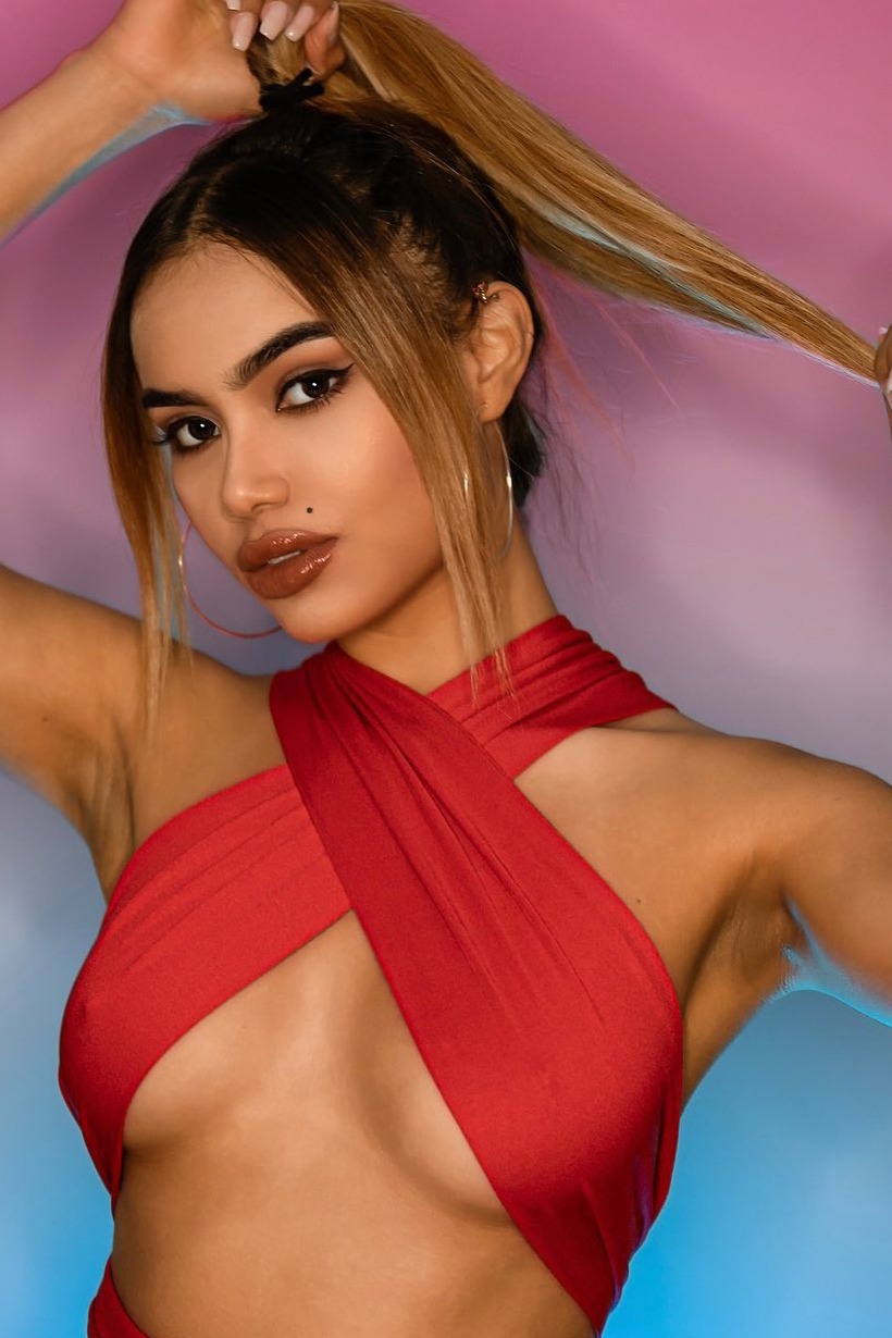 Elisandra — Model & Hostess in Novara photo 4