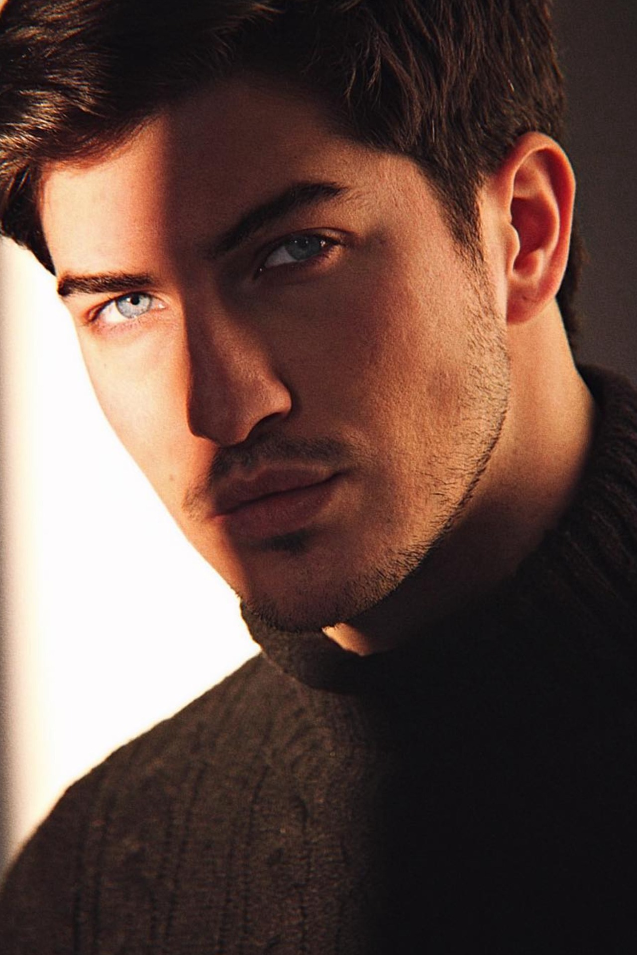 Giacomo — Model & Host in Roma photo 12
