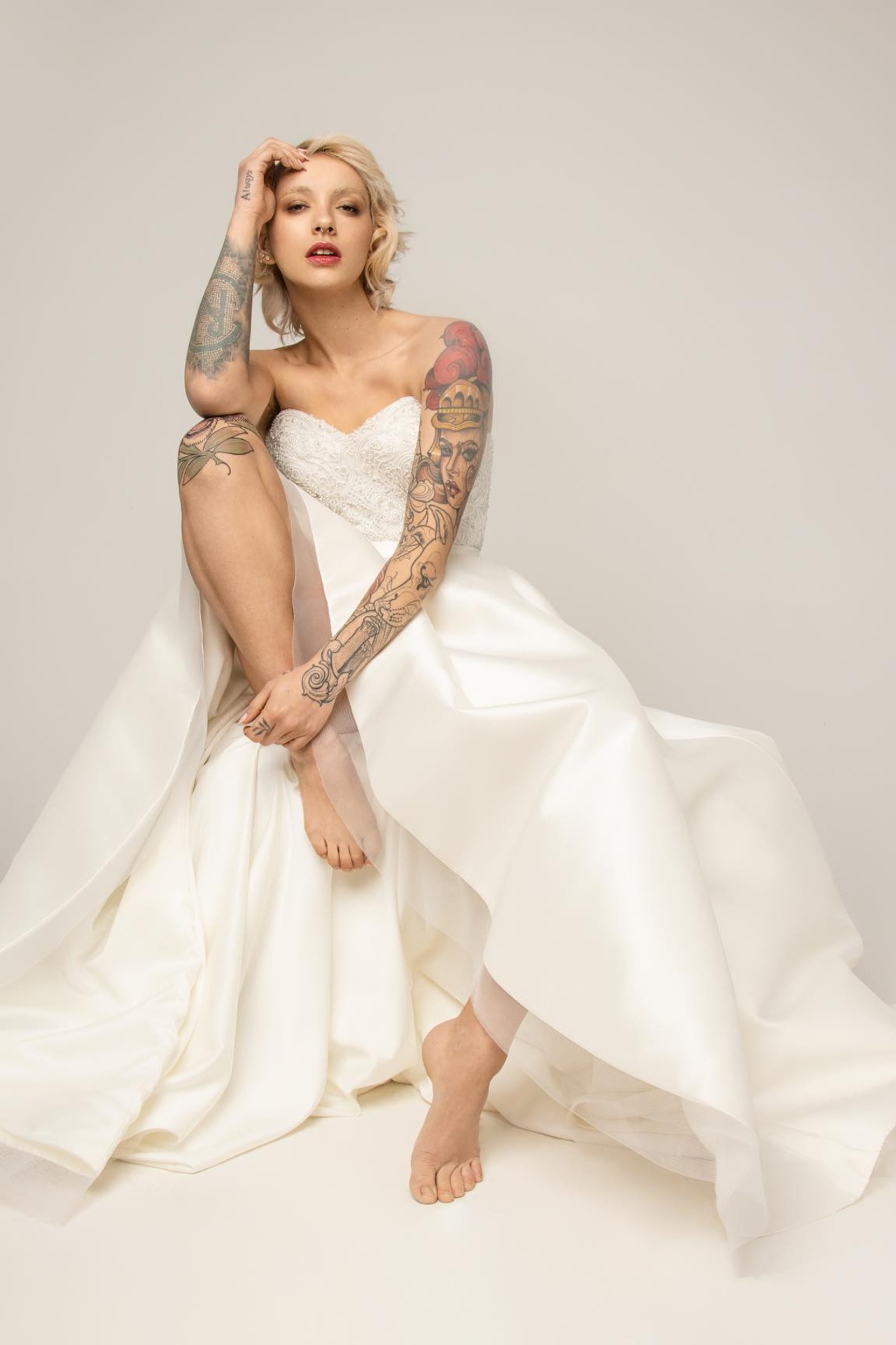 Pixie — Model & Hostess in Roma photo 4
