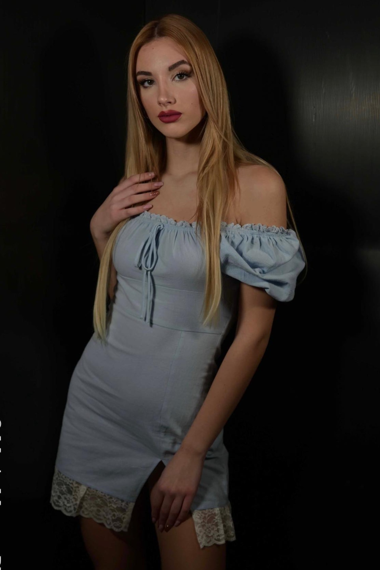Anna — Model & Hostess in Lecco photo 1