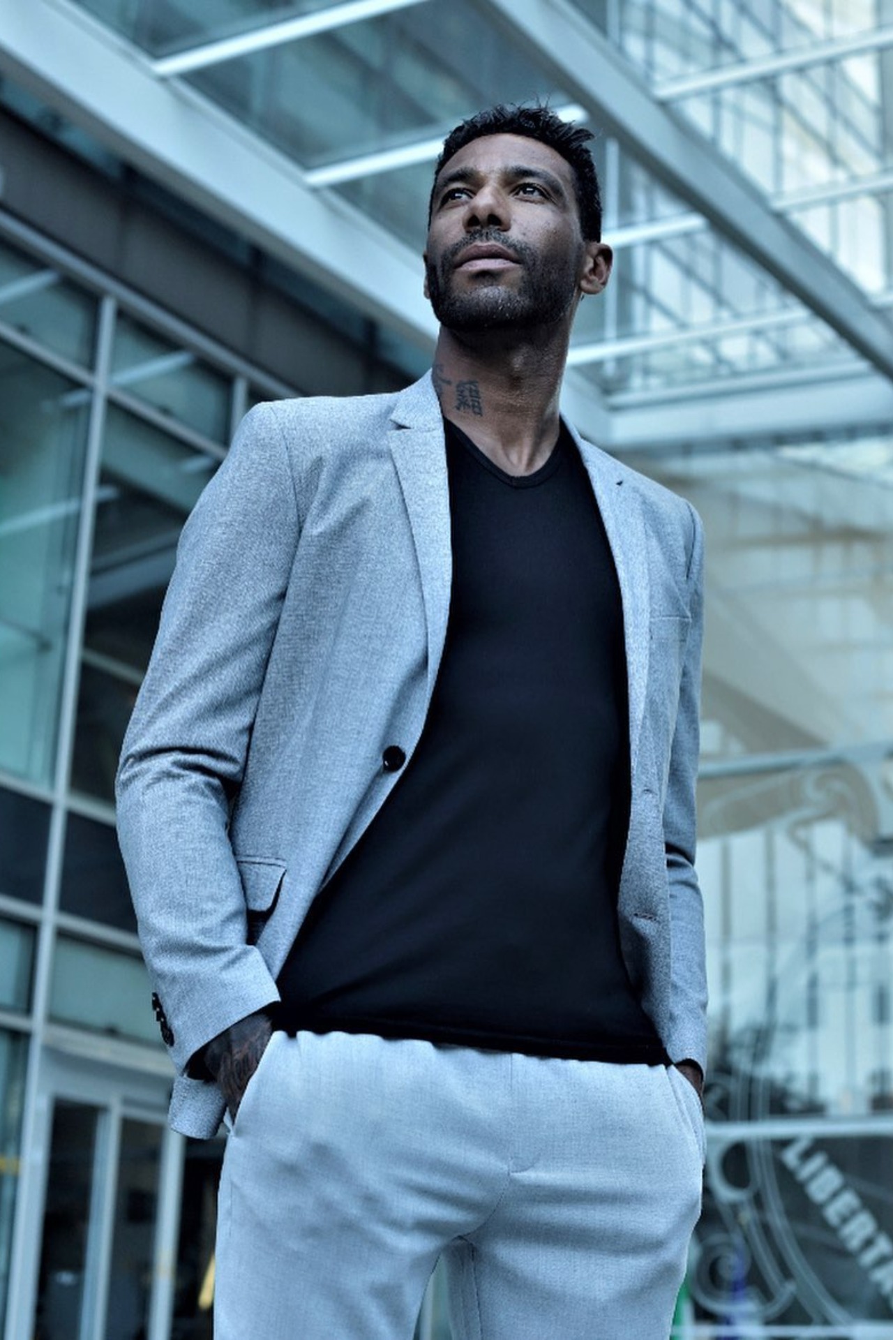 William — Model & Host in Lido Adriano photo 7