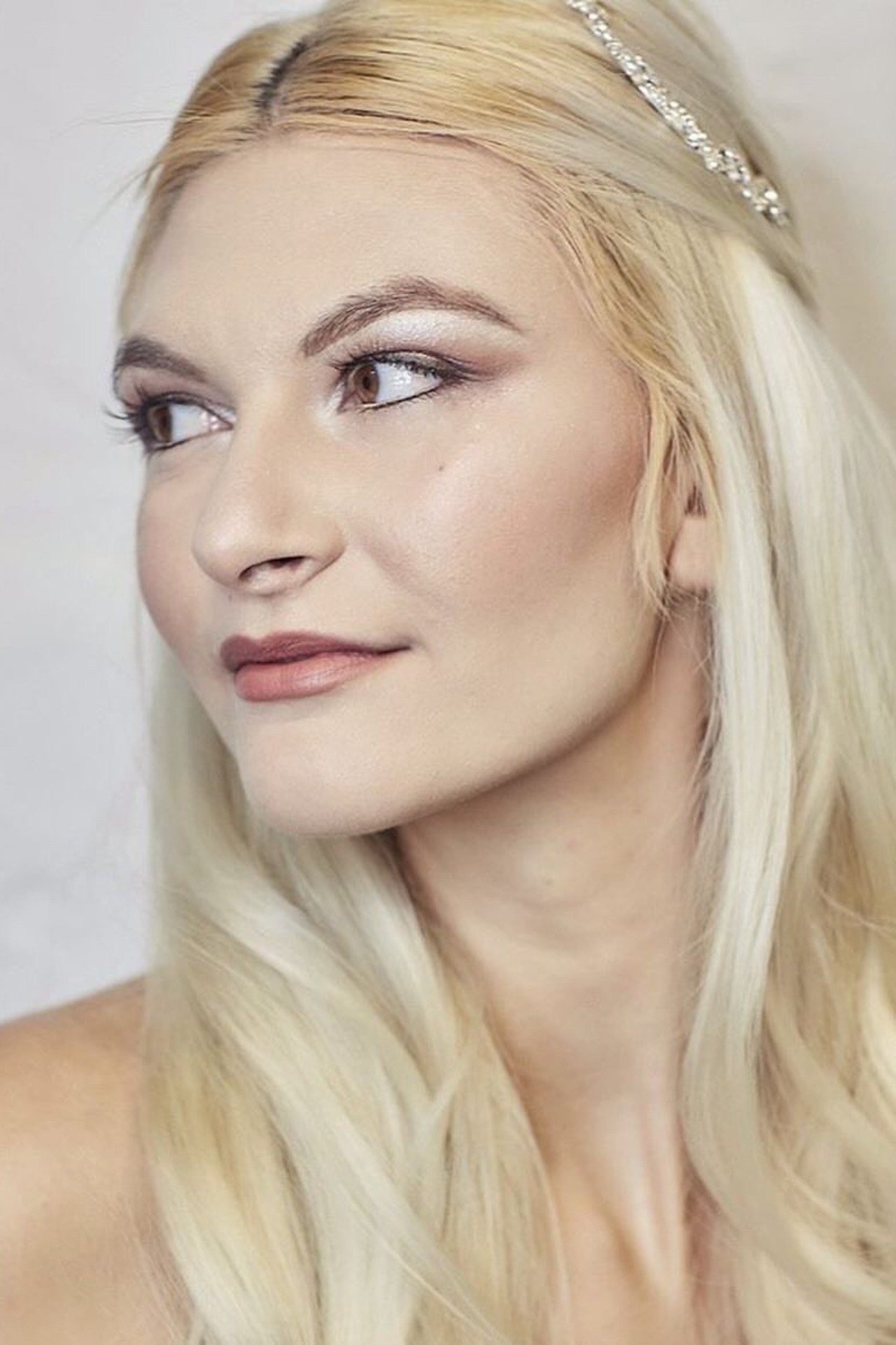 Emine — Model & Hostess in Greater Manchester photo 4