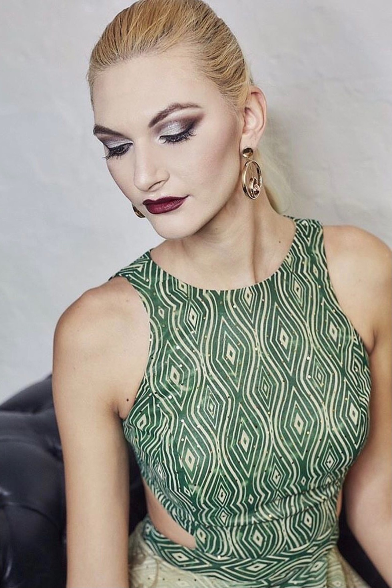Emine — Model & Hostess in Greater Manchester photo 6
