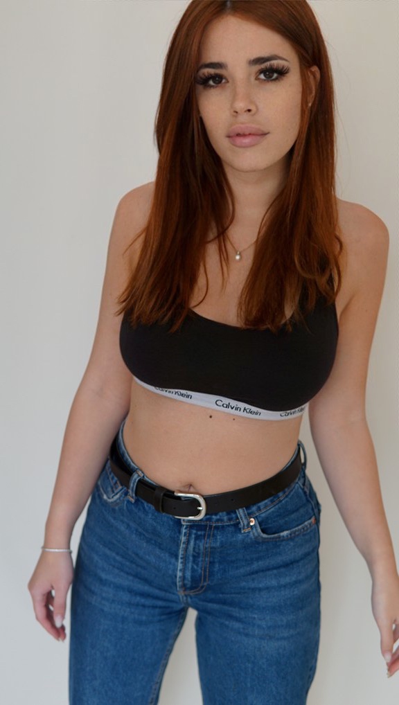 Chiara — Model & Hostess in Vicenza photo 1
