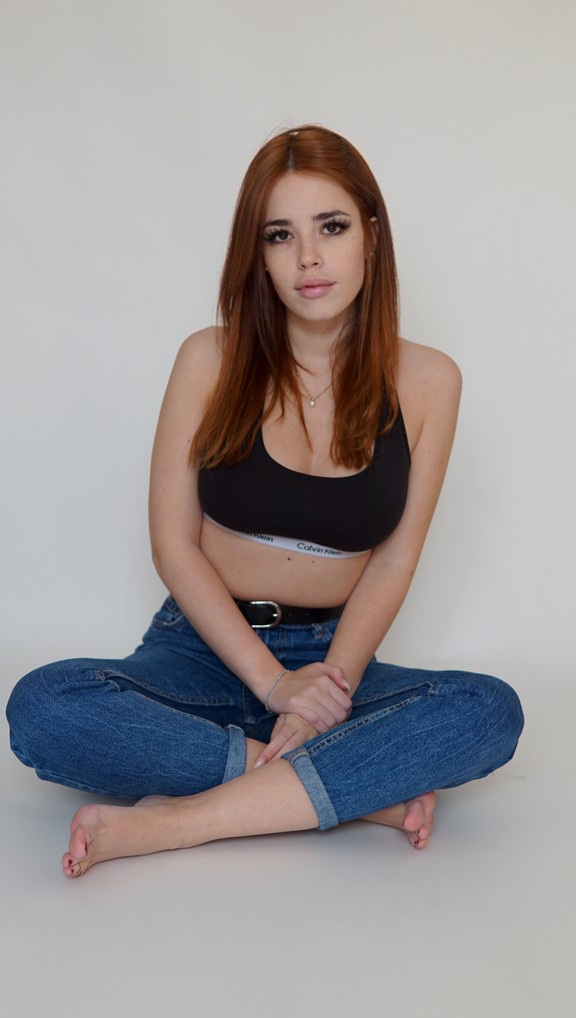 Chiara — Model & Hostess in Vicenza photo 2