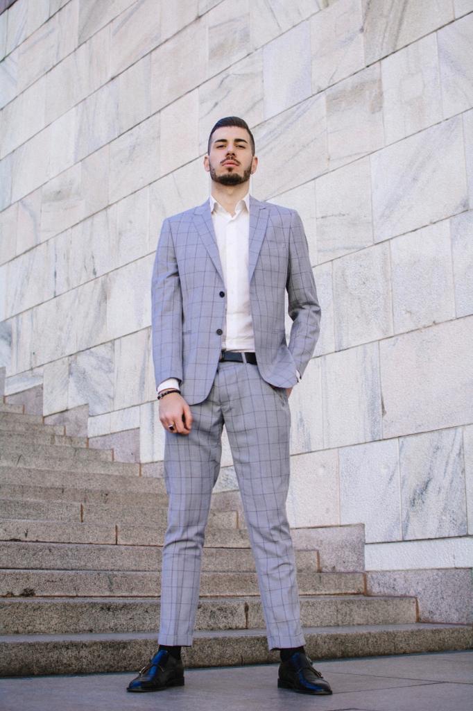 Pierluigi — Model & Host in Milano photo 1