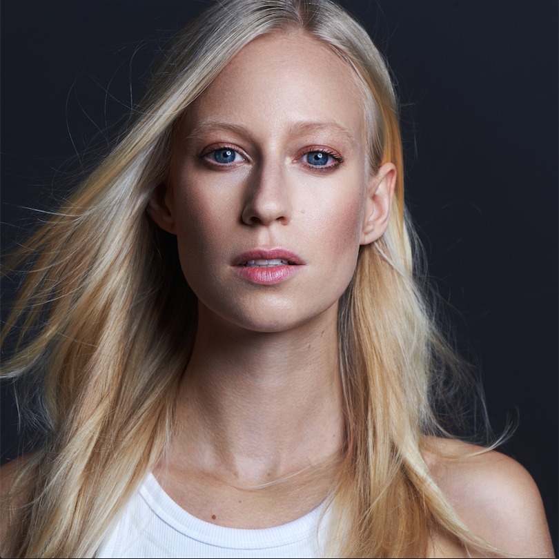 FRUZSINA — Model in Amsterdam | Eye On Model