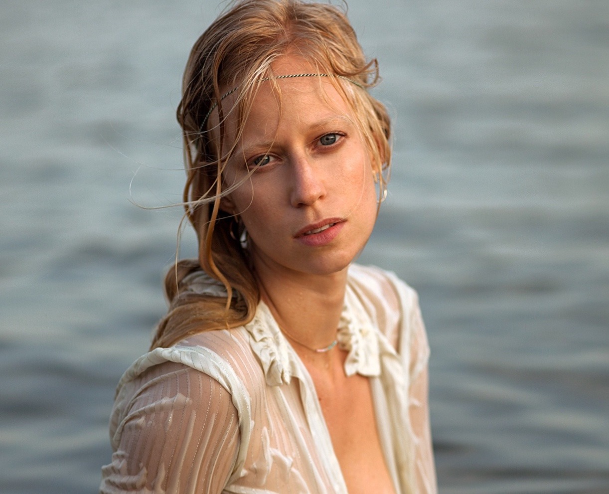 Fruzsina — Model & Hostess in Amsterdam photo 16
