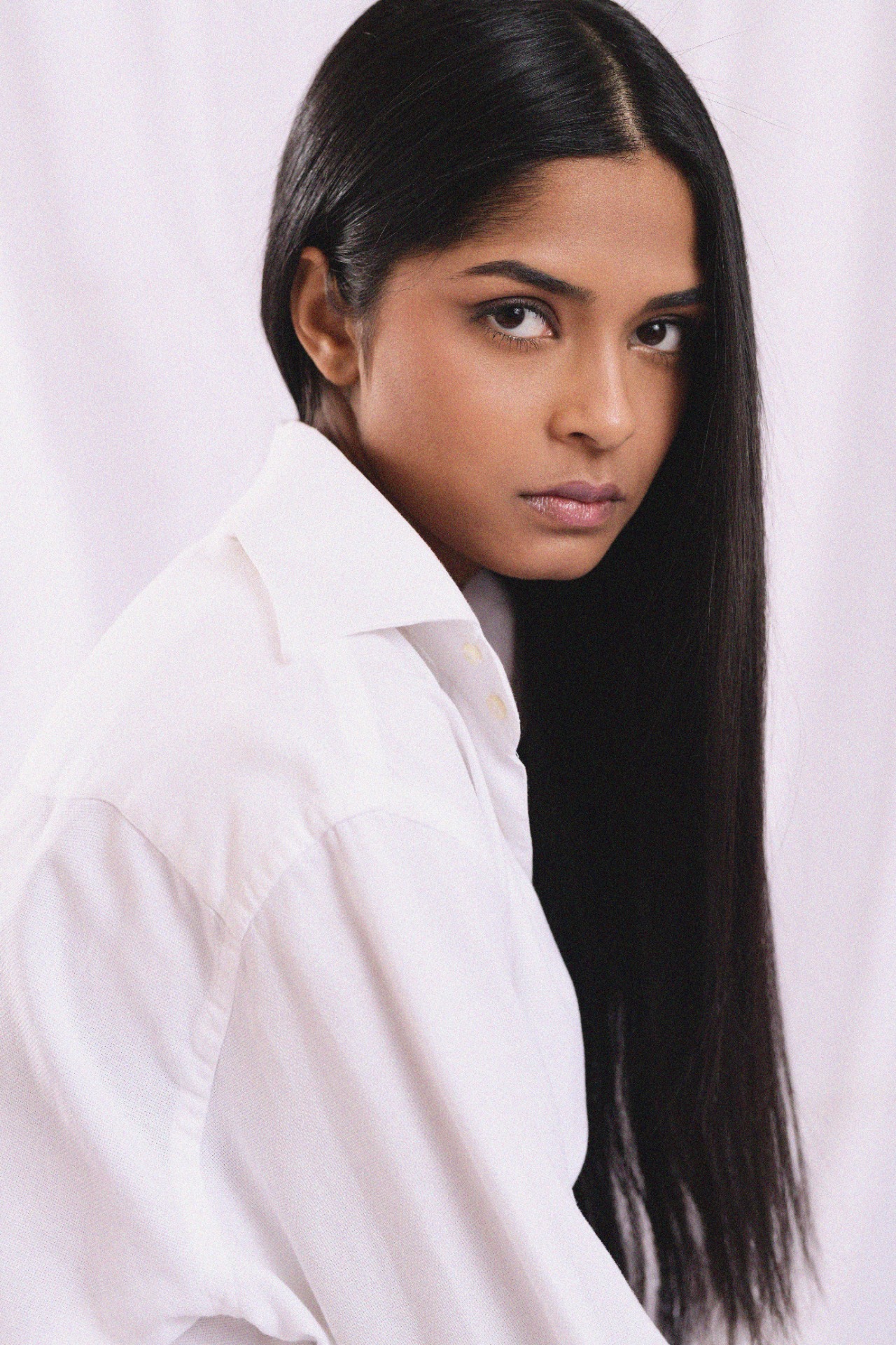 Sevmi Tharuka Fernando — Model & Hostess in Mussolini photo 1