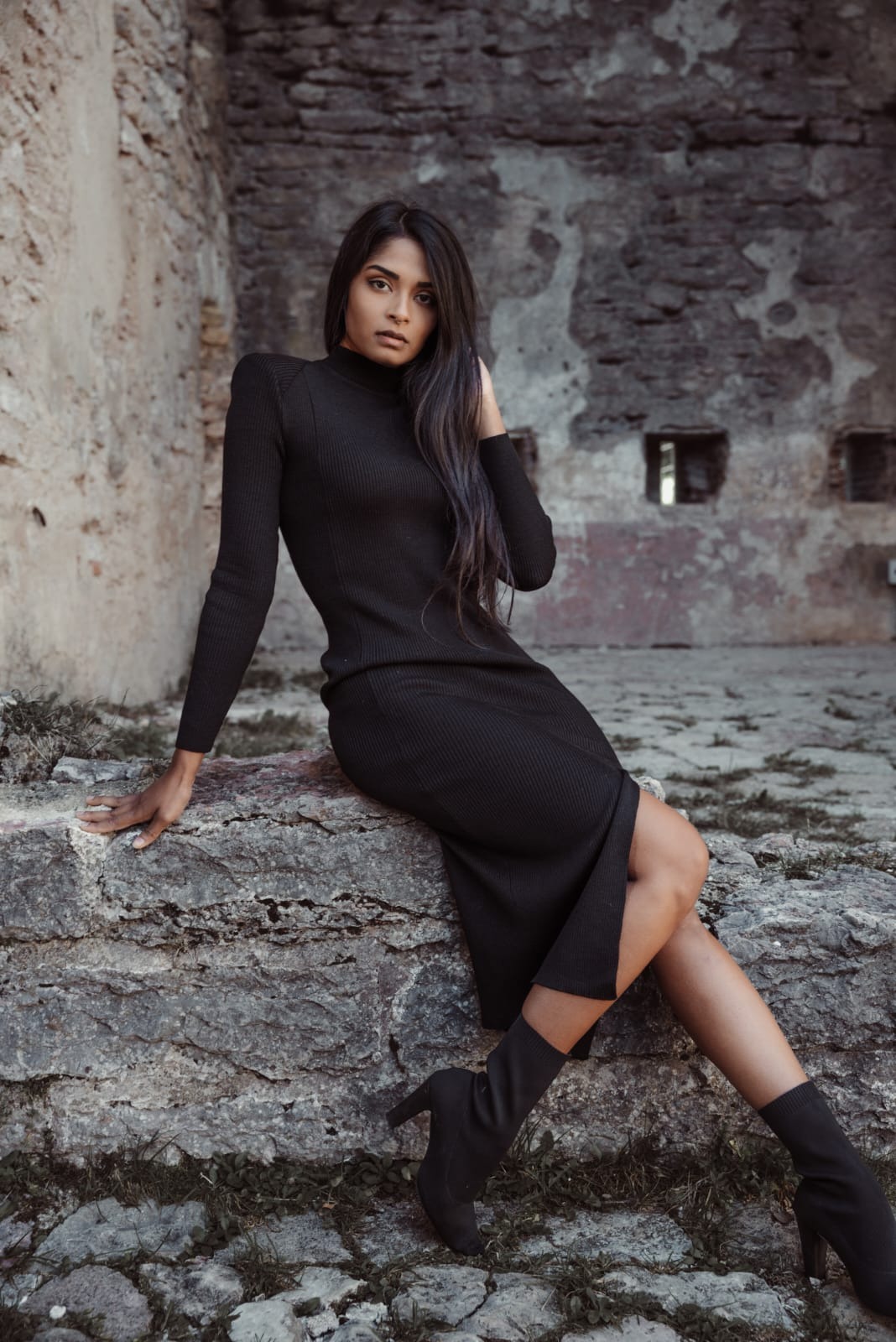 Sevmi Tharuka Fernando — Model & Hostess in Mussolini photo 13