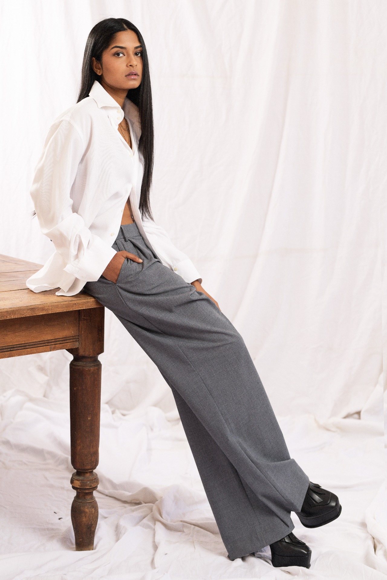 Sevmi Tharuka Fernando — Model & Hostess in Mussolini photo 2