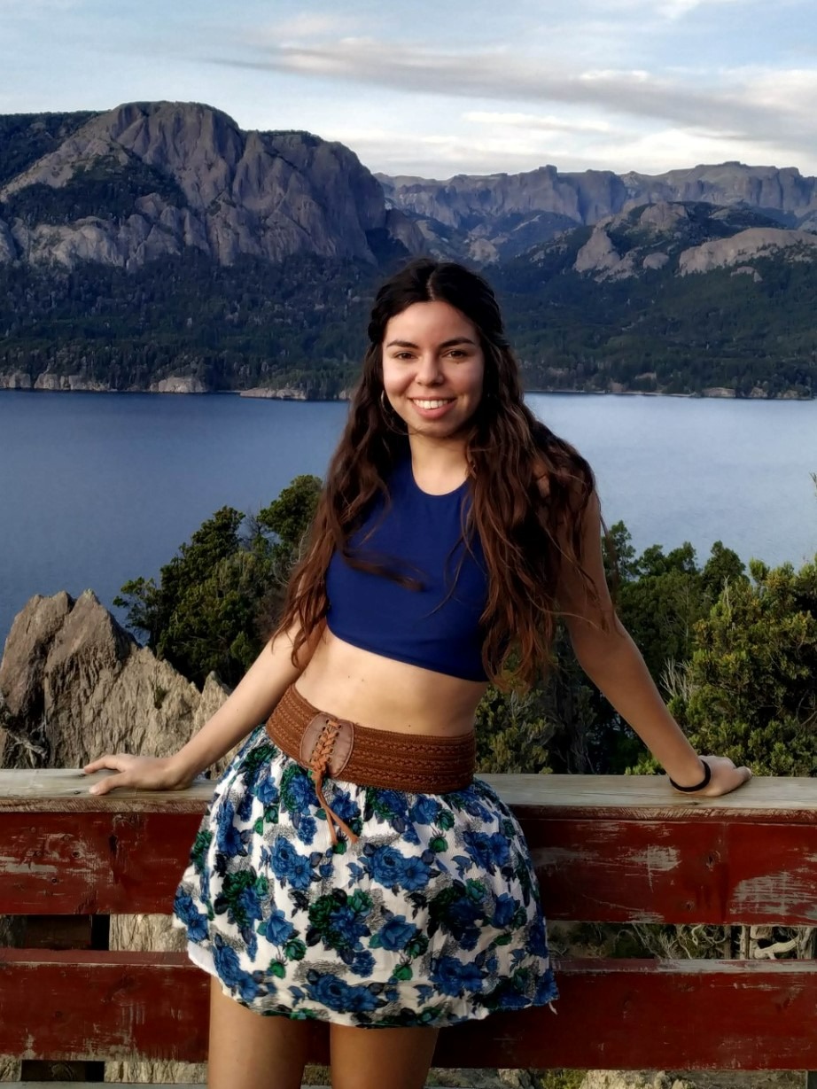 Yasmin — Model & Hostess in Barcellona photo 1