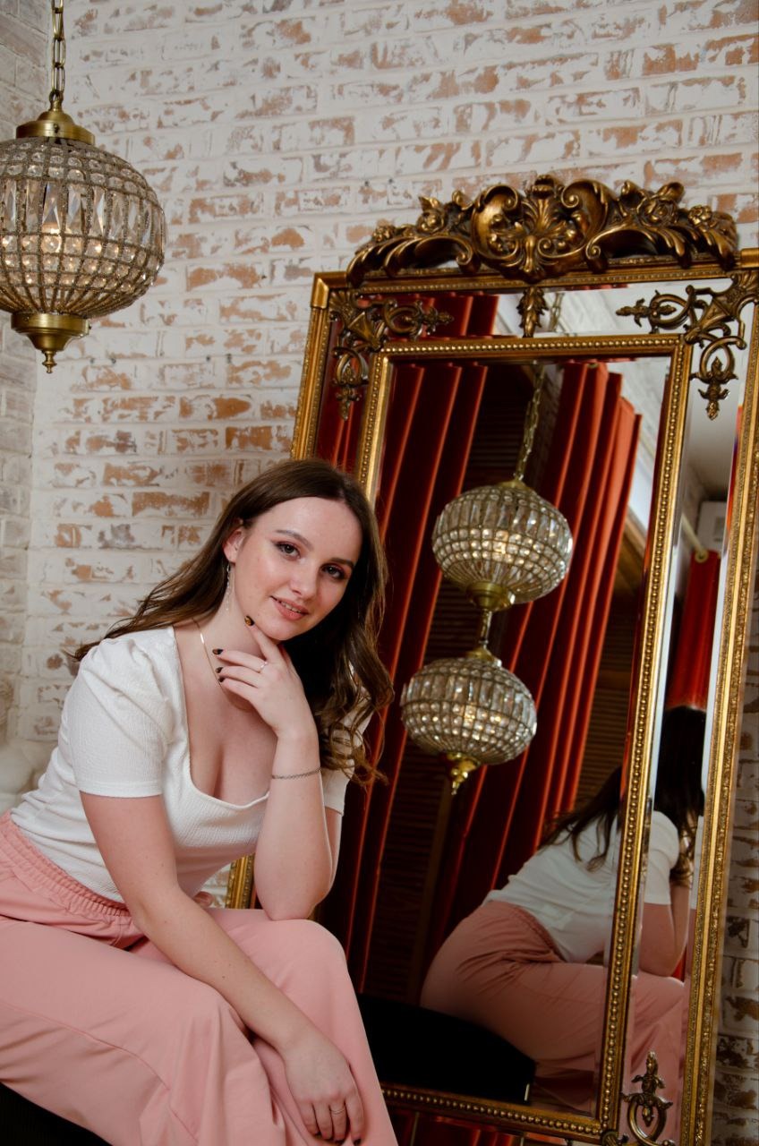 Daria — Model & Hostess in Sofia photo 1
