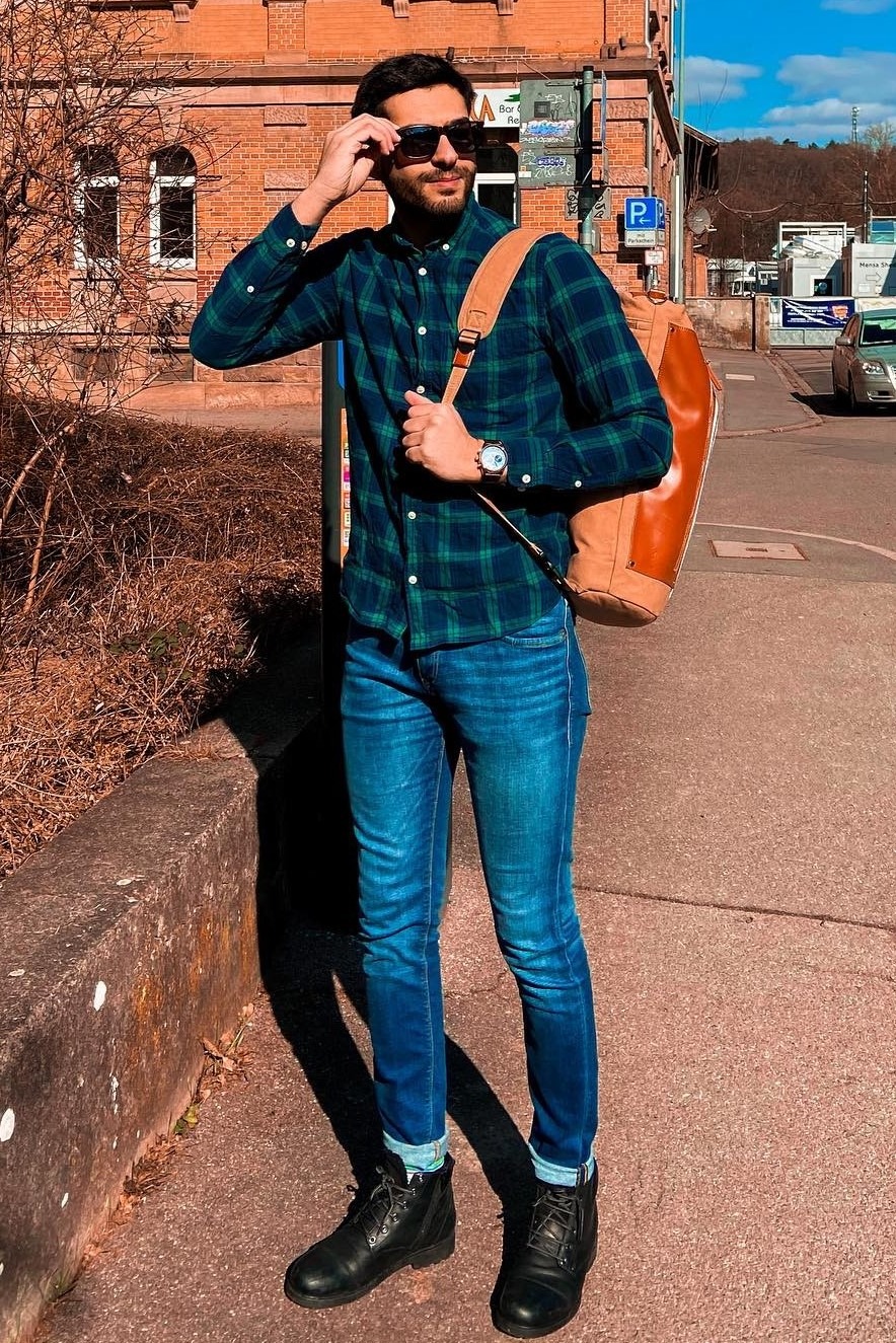Bader — Model & Host in Rt photo 1