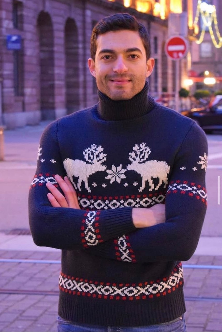 Bader — Model & Host in Rt photo 11