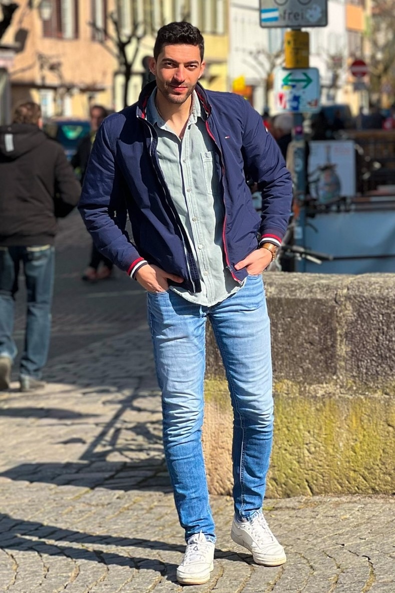 Bader — Model & Host in Rt photo 15
