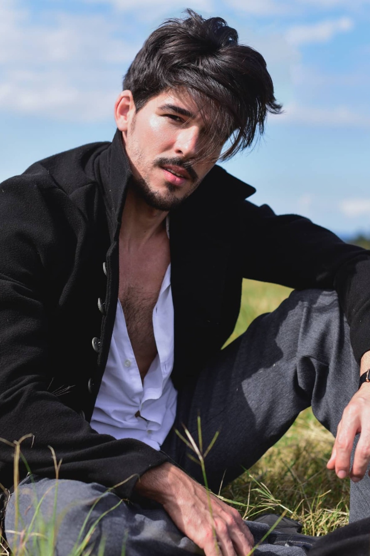  Yosvel  — Model & Host in M&aacute;laga photo 8