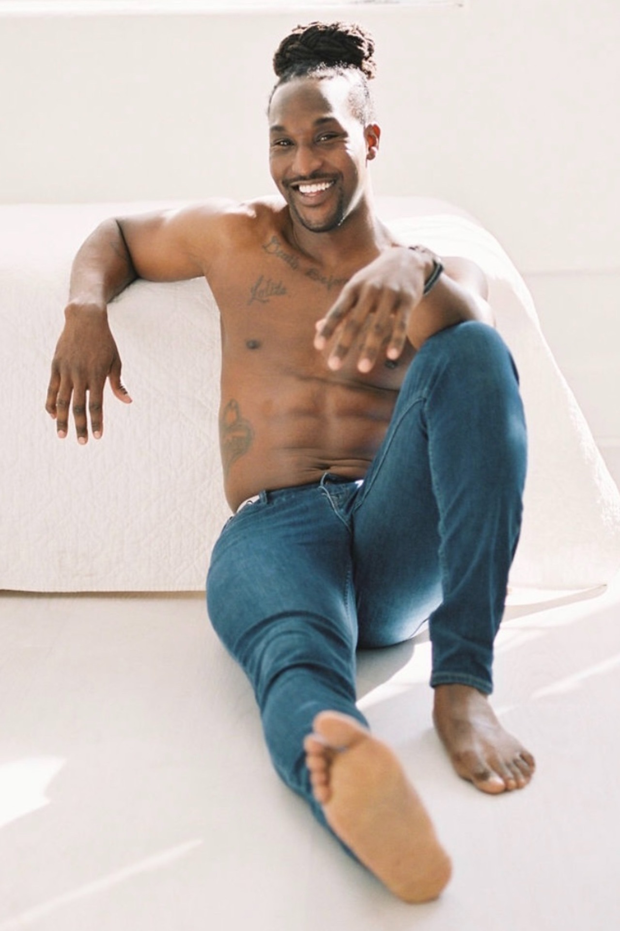 Vernel — Model & Host in Mckinney photo 6