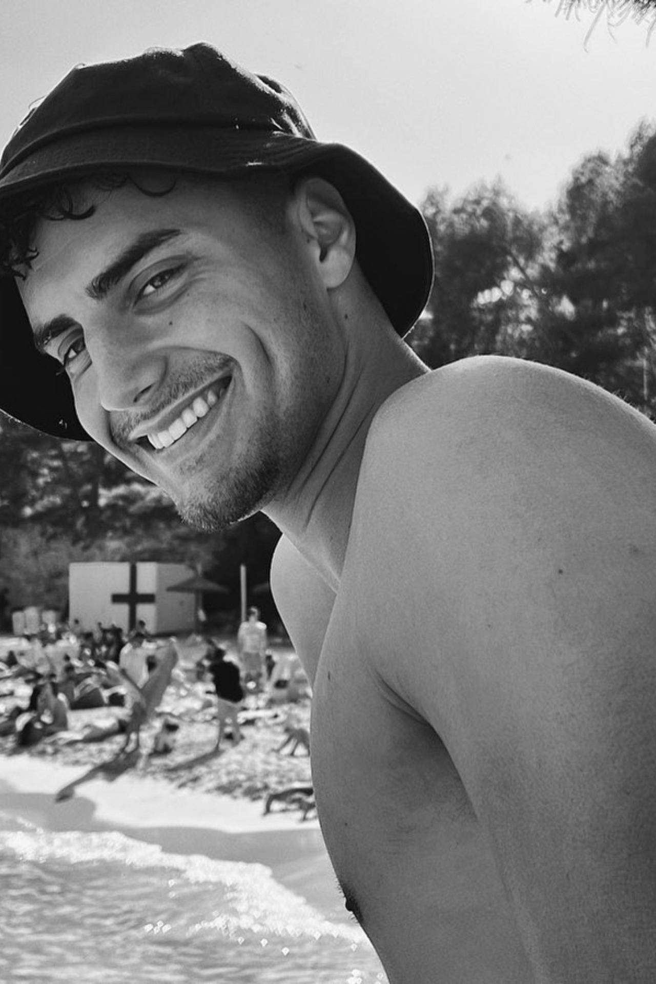 Pedro — Model & Host in Estaci&oacute;n De C&aacute;rtama photo 3