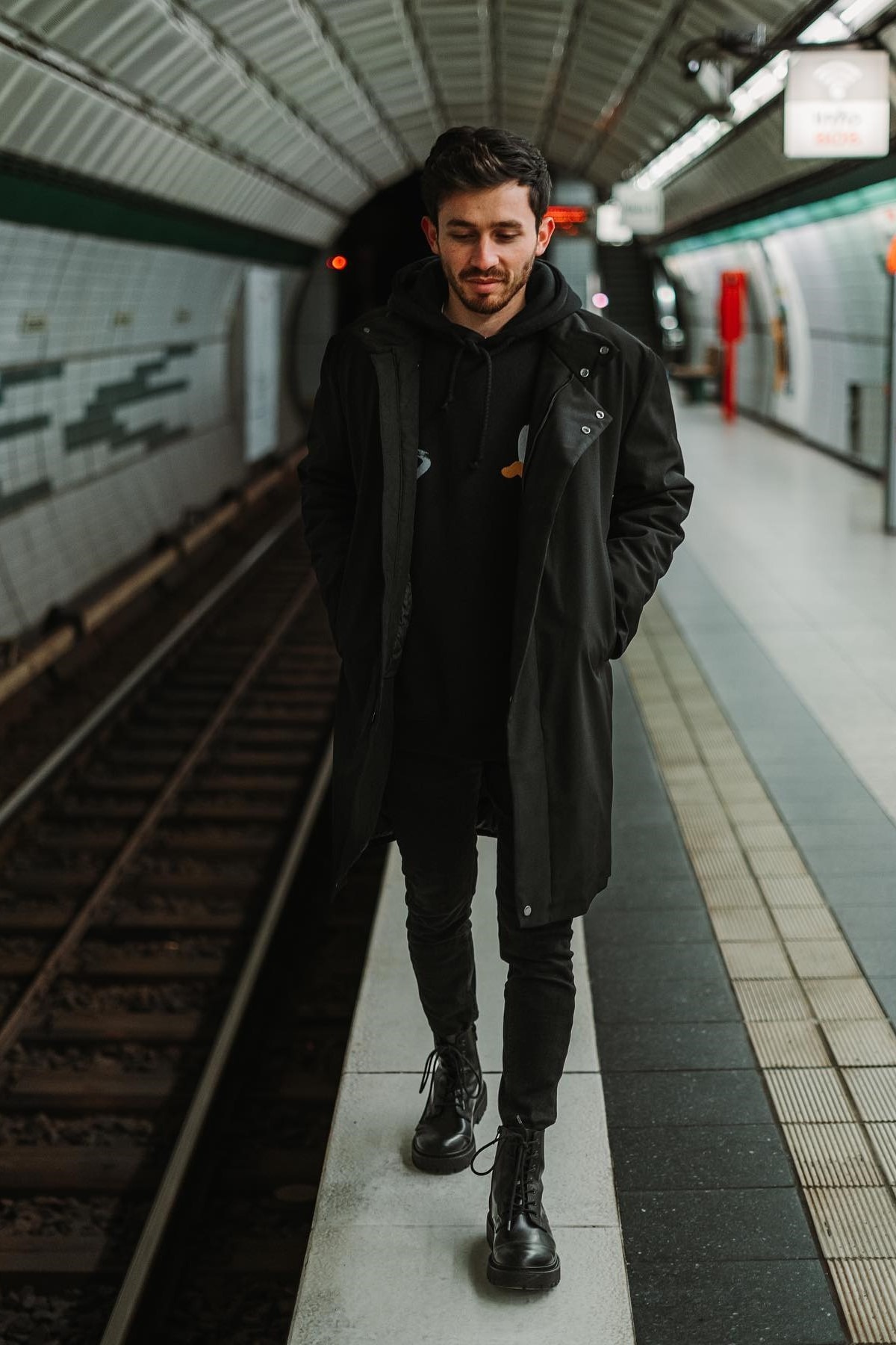 Mohamad — Model & Host in Hamburg photo 4