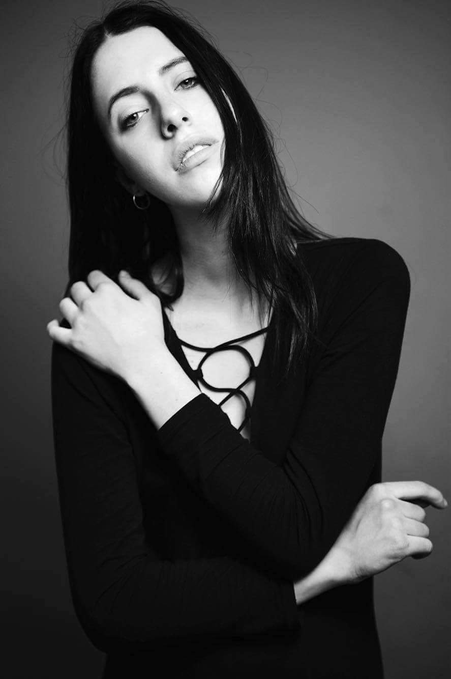 Rebecca — Model & Hostess in Lucca photo 1