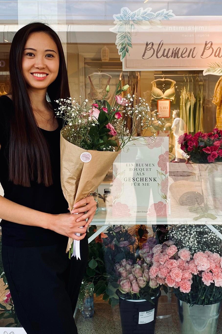 Yanling — Model & Hostess in Berlin photo 5