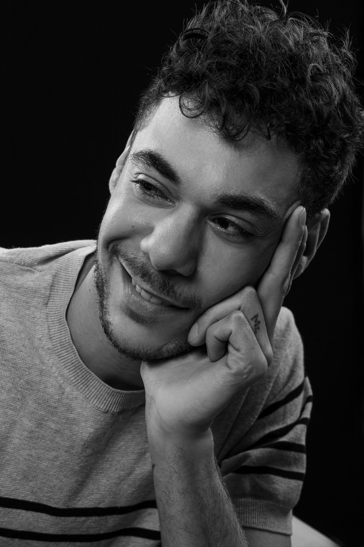 Enzo — Model & Host in Paris photo 4