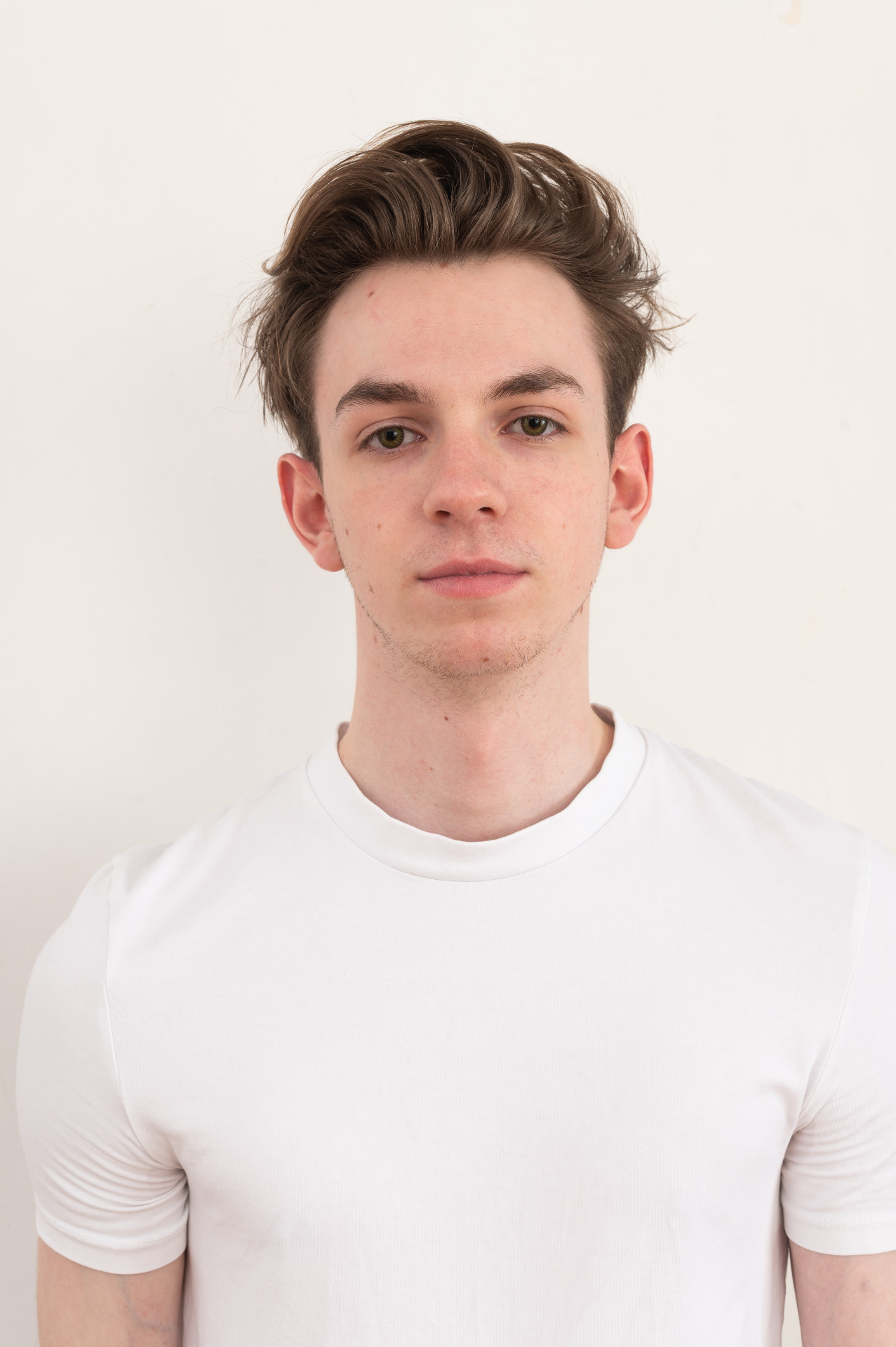 Matteo — Model & Host in Saint-denis photo 1