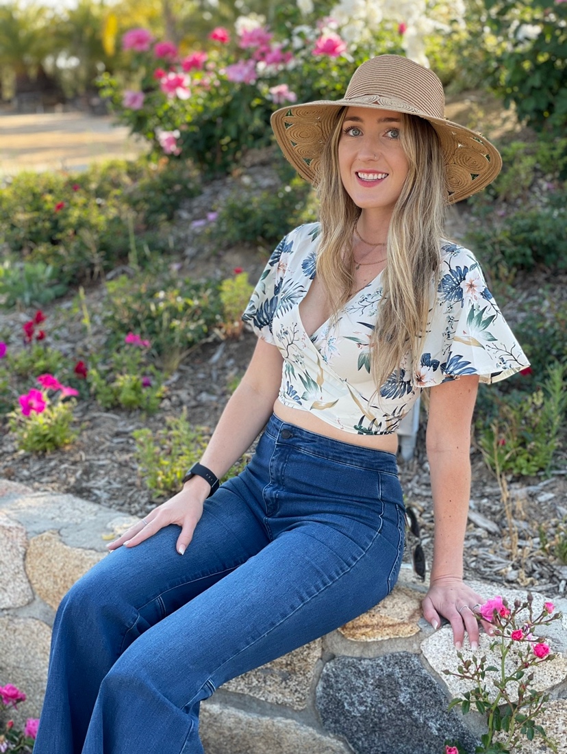 Kaitlyn — Model & Hostess in Lyon photo 1