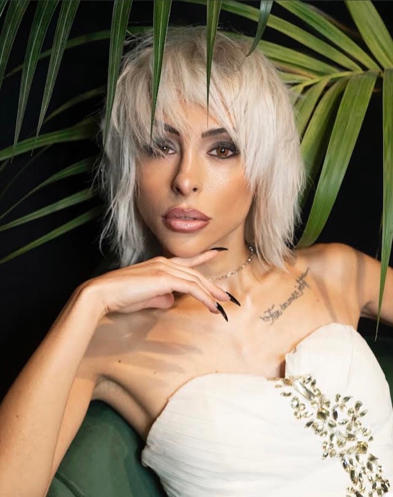 Claudia — Model & Hostess in Roma photo 5