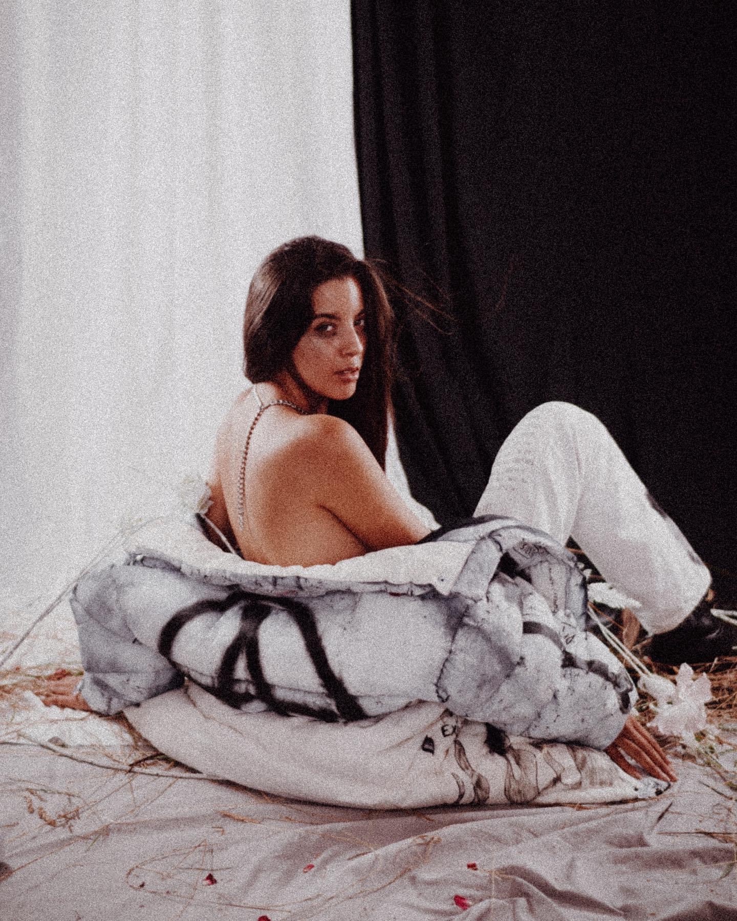 Valentine — Model & Hostess in Paris photo 4