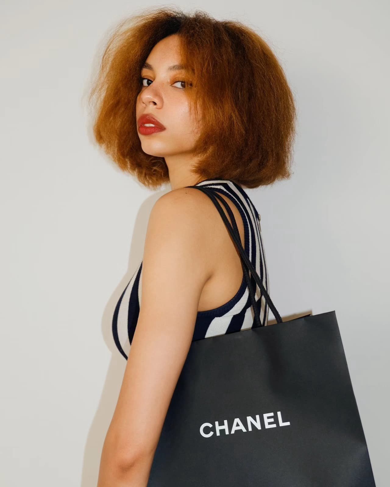 Esther — Model & Hostess in Chaville photo 8