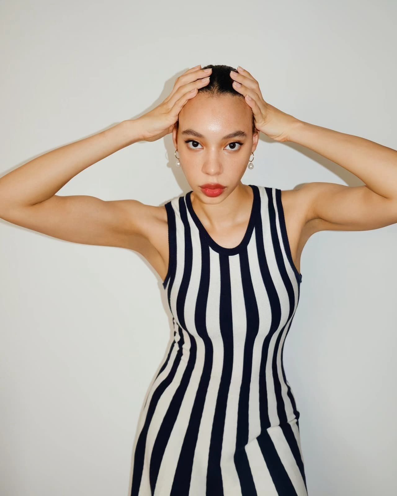 Esther — Model & Hostess in Chaville photo 9