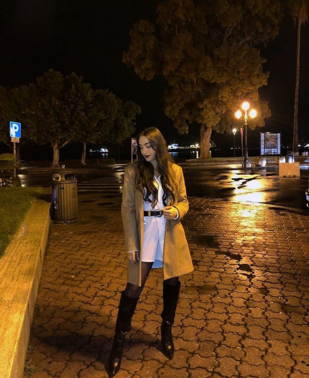 Marina — Model & Hostess in Card&agrave; photo 4