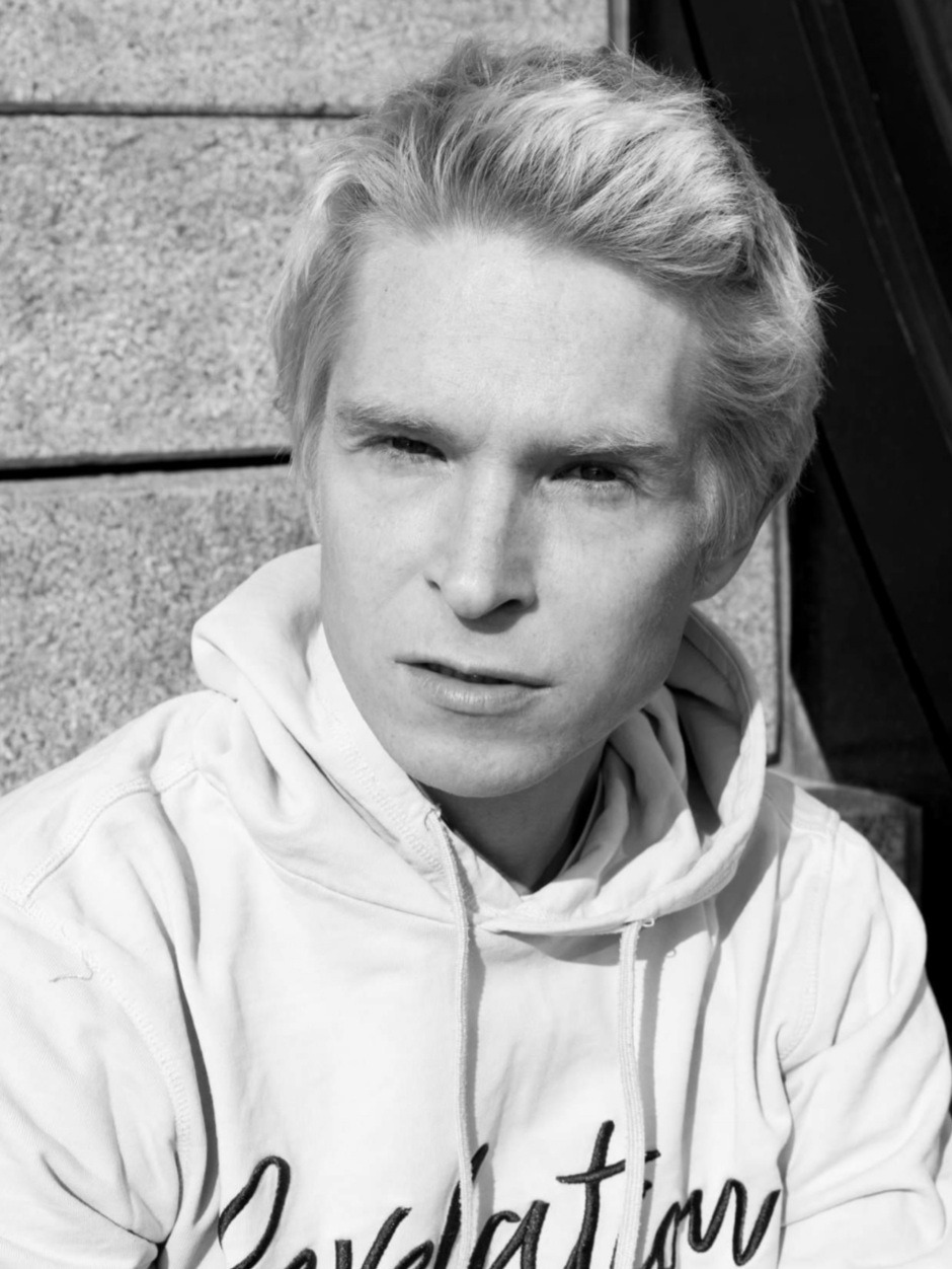 Lukas — Model & Host in Hlavn&iacute; Město Praha photo 4