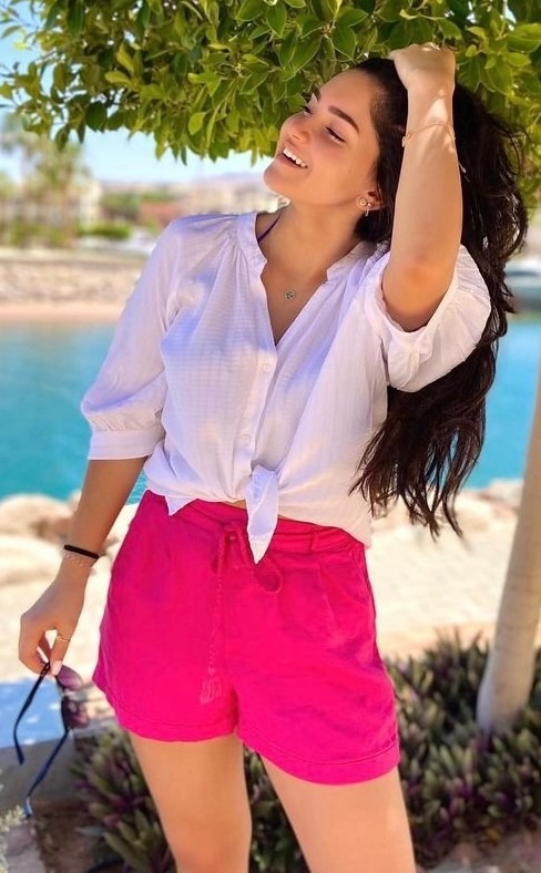 Farah — Model & Hostess in Stuttgart photo 3