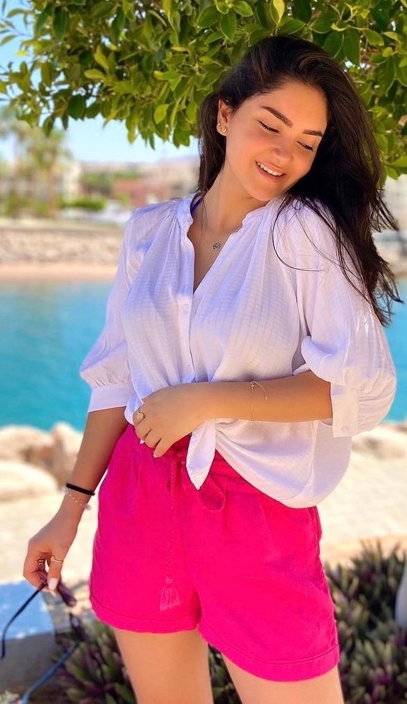 Farah — Model & Hostess in Stuttgart photo 4