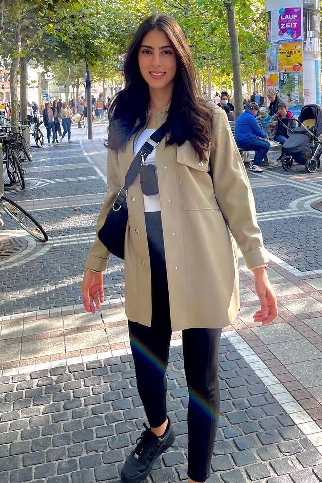 Tala — Model & Hostess in Stuttgart photo 4