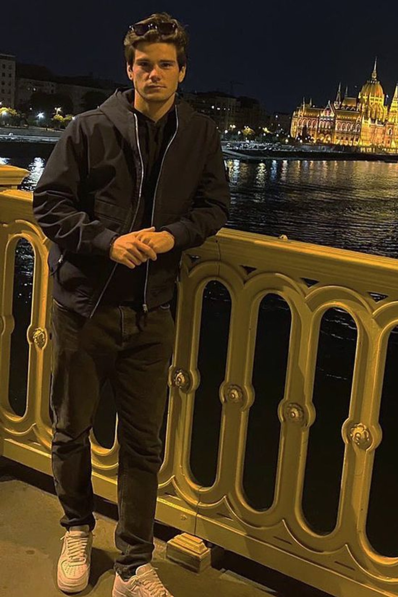 Lorenzo — Model & Host in Lisbon photo 1